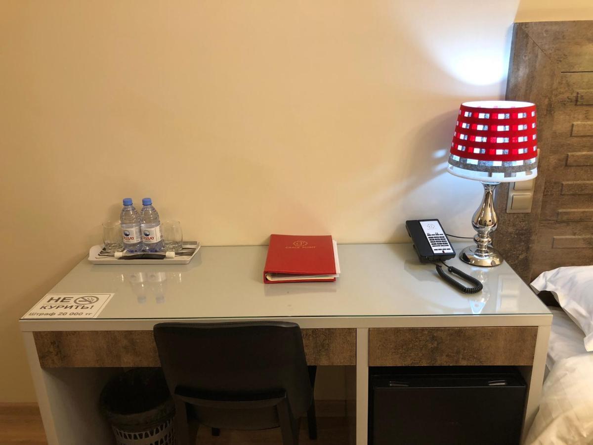 Grace Point Hotel أستانا الغرفة الصورة