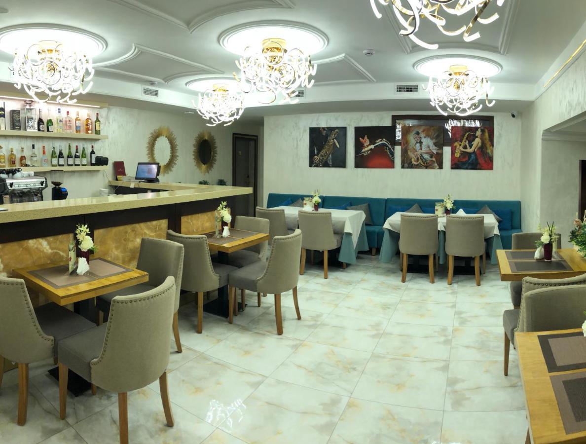 Grace Point Hotel أستانا الغرفة الصورة