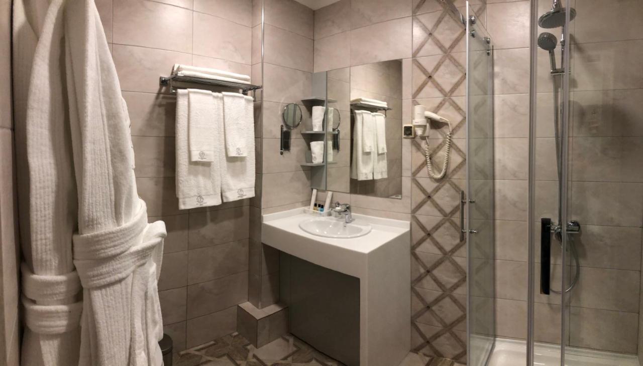 Grace Point Hotel أستانا الغرفة الصورة
