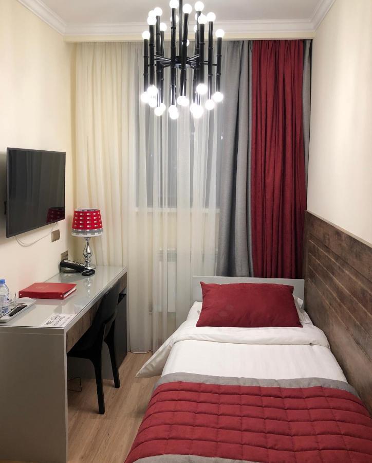 Grace Point Hotel أستانا الغرفة الصورة