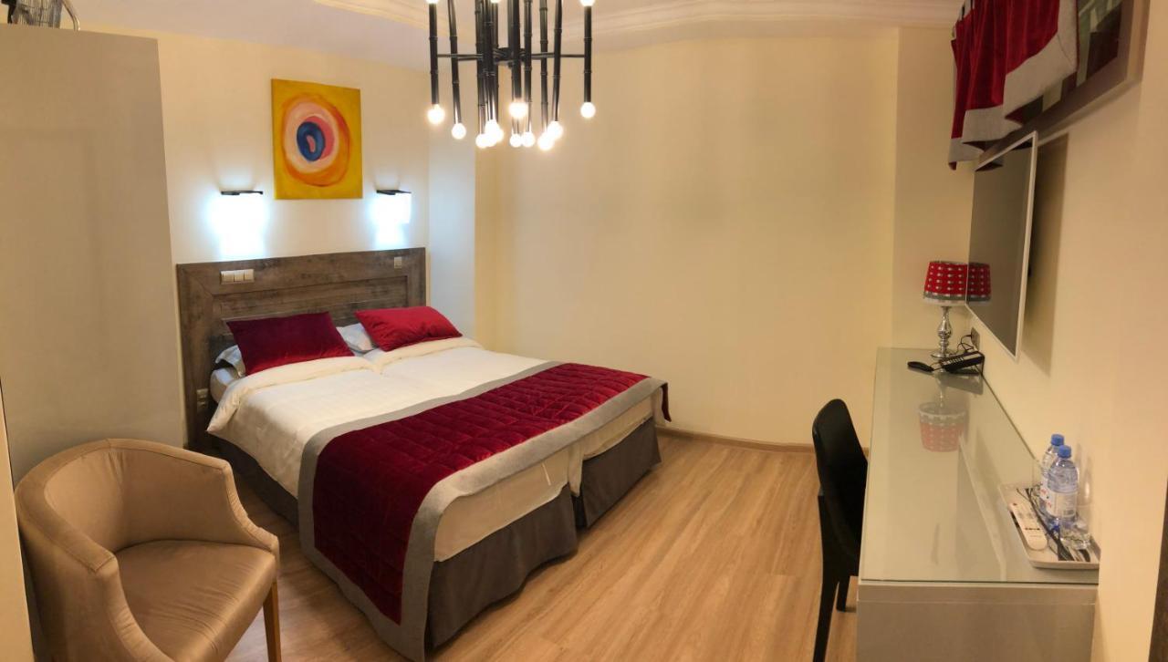 Grace Point Hotel أستانا الغرفة الصورة